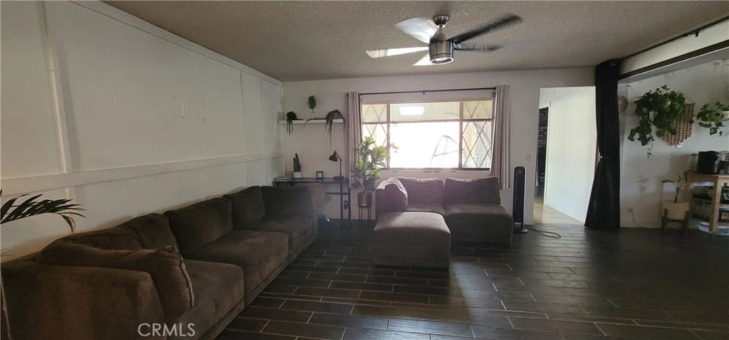 Interior 3