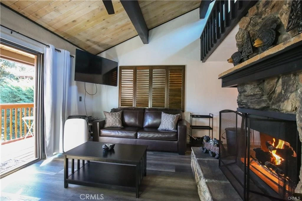 Interior 2