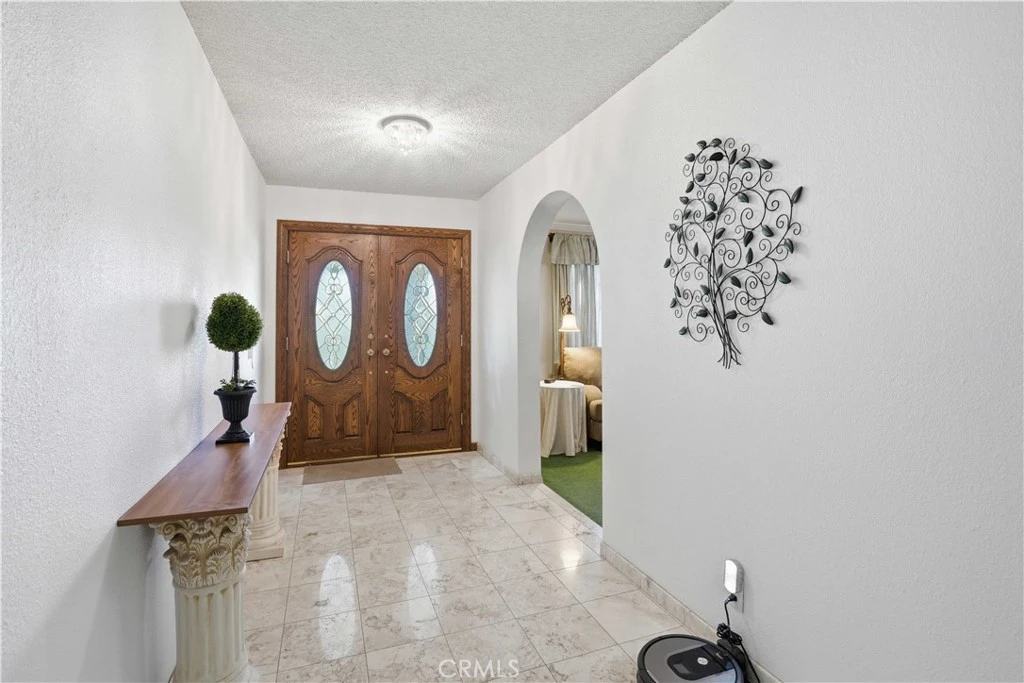 Interior 2