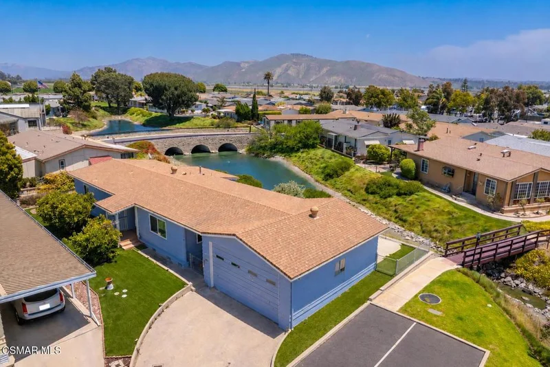 134 Poinsettia Gardens #134, Ventura, CA 93004