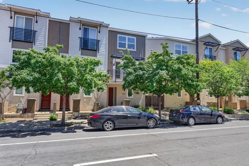 796 N 10th Street 1, San Jose, CA 95112