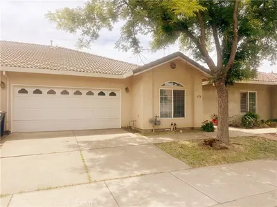672 Gateway Circle