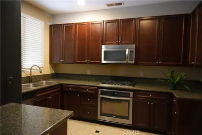 30505 Canyon Hills 1502 photo 2