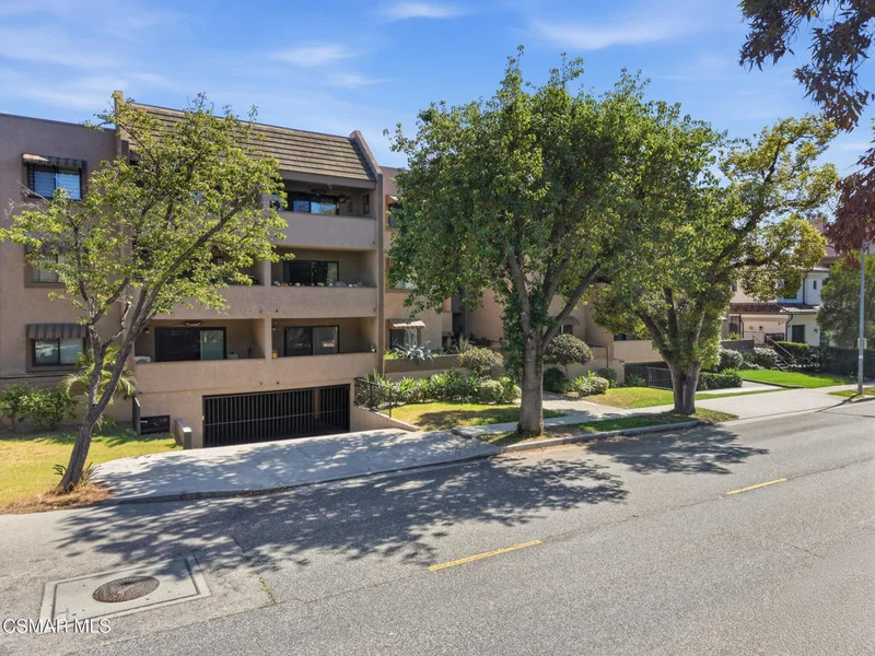 356 W California Avenue 7