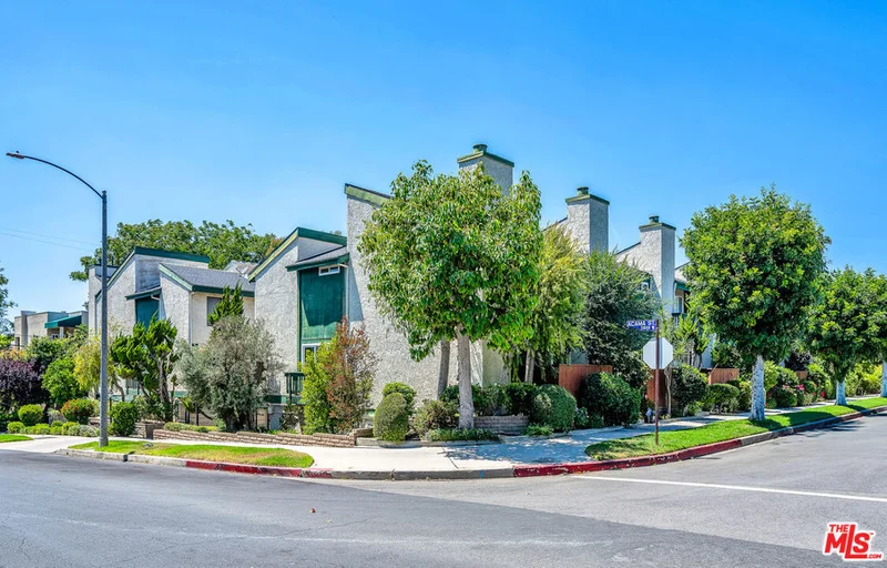 11645 Acama Street 7, Studio City, CA 91604