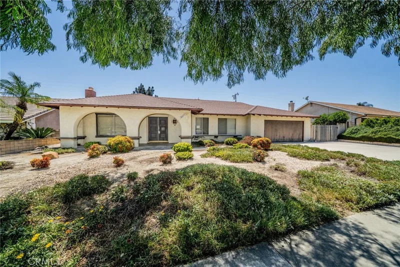 8807 Orange Street, Rancho Cucamonga, CA 91701