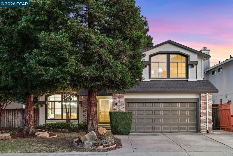 1180 Amanda Cir