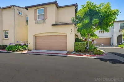 2318 Gardenia