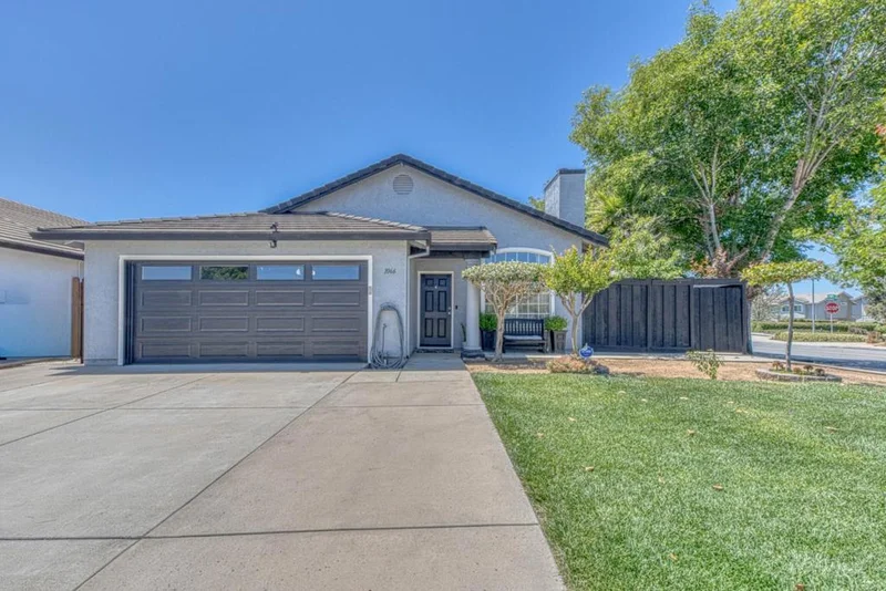 1066 Eagle Drive, Salinas, CA 93905