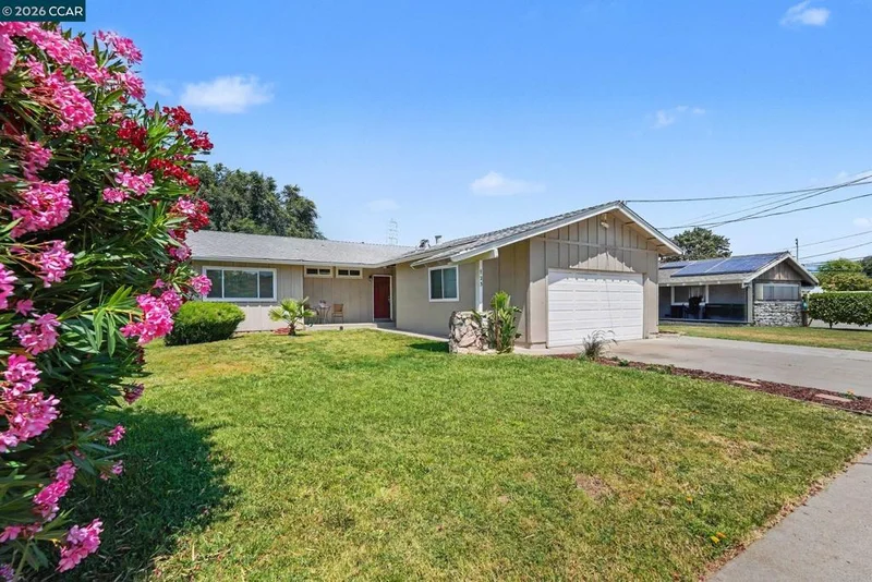123 E Lake Dr, Antioch, CA 94509