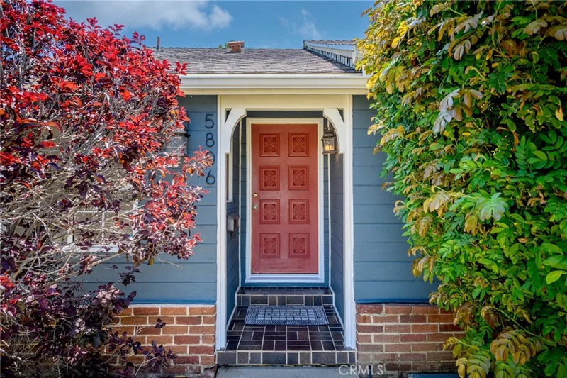 5806 Noble, Sherman Oaks, CA 91411