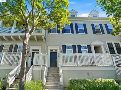 3760 Central Pkwy