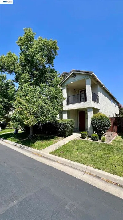 3811 Claire St