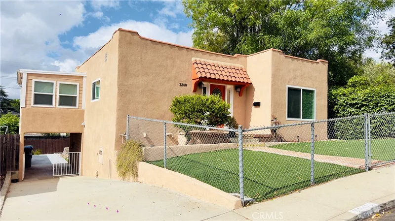 2348 Loy Lane photo 2