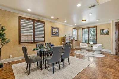 4760 Sea Crest Drive photo 2