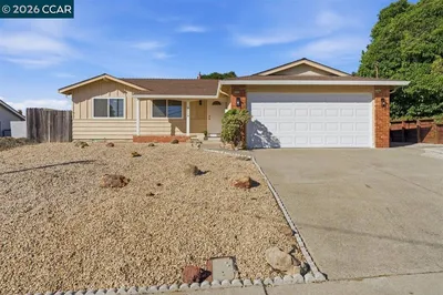 2648 Shamrock Dr