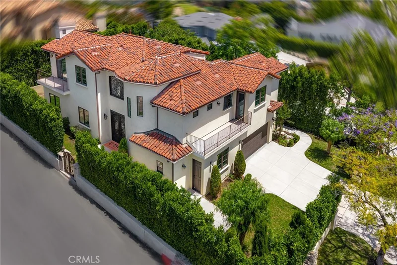 100 Country Club Drive