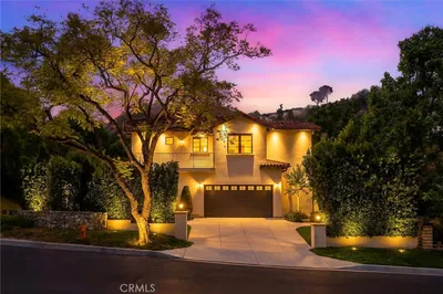 100 Country Club Drive photo 2