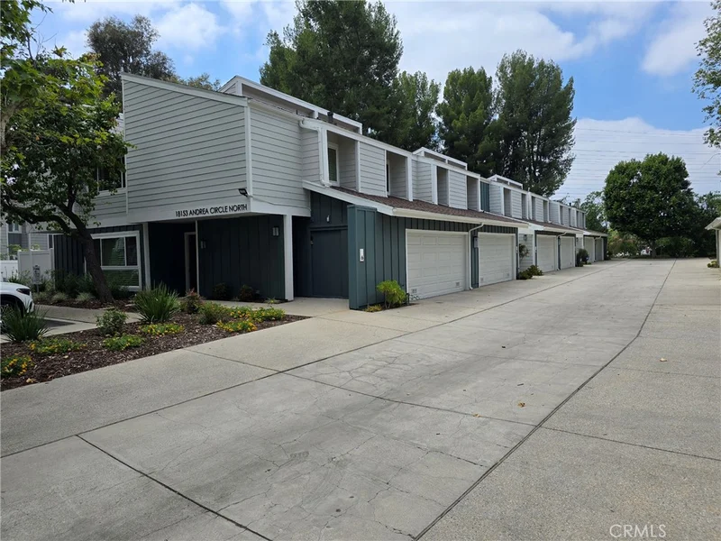 18153 Andrea Circle N 4 photo 2