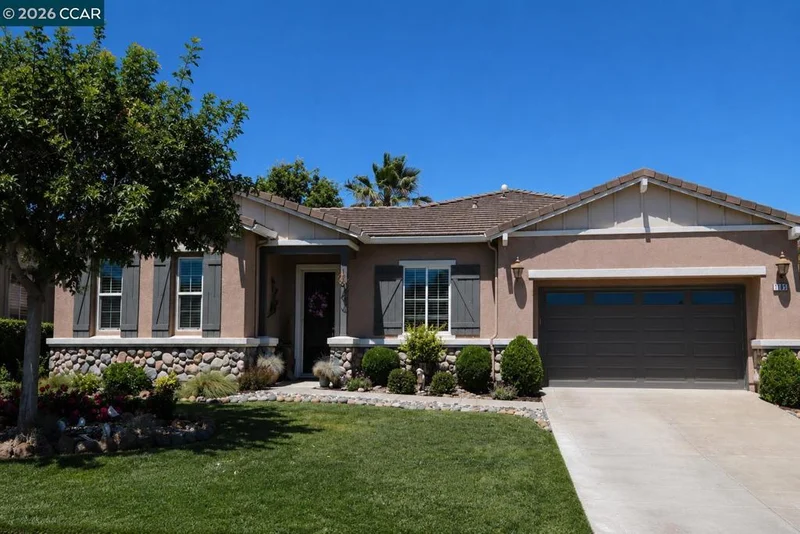 1185 Vintage Dr, Rio Vista, CA 94571