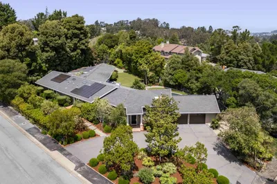 34 Roberts Way