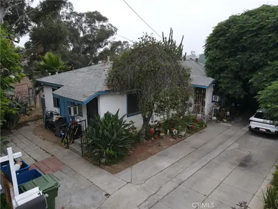 729 S Bernal