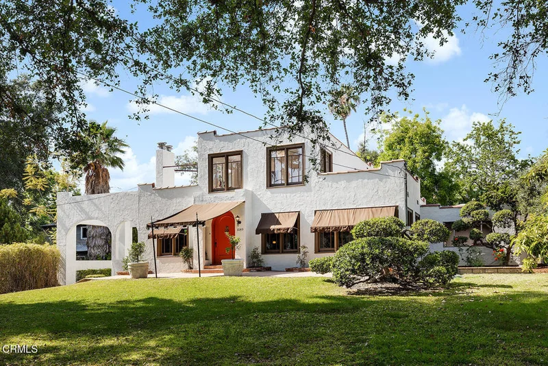 1045 New York Drive, Altadena, CA 91001
