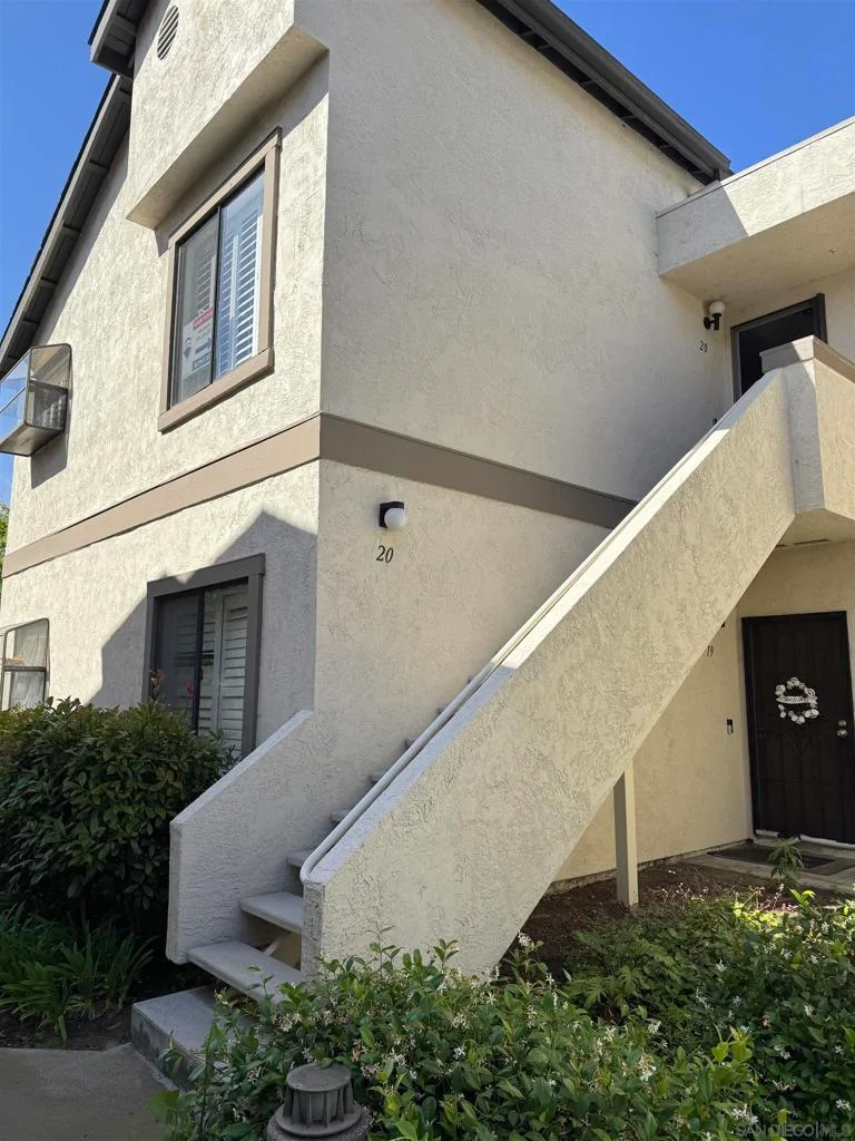 3684 Avocado Village 20 photo 2