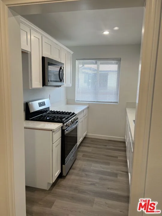 4800 August Street 11 photo 2