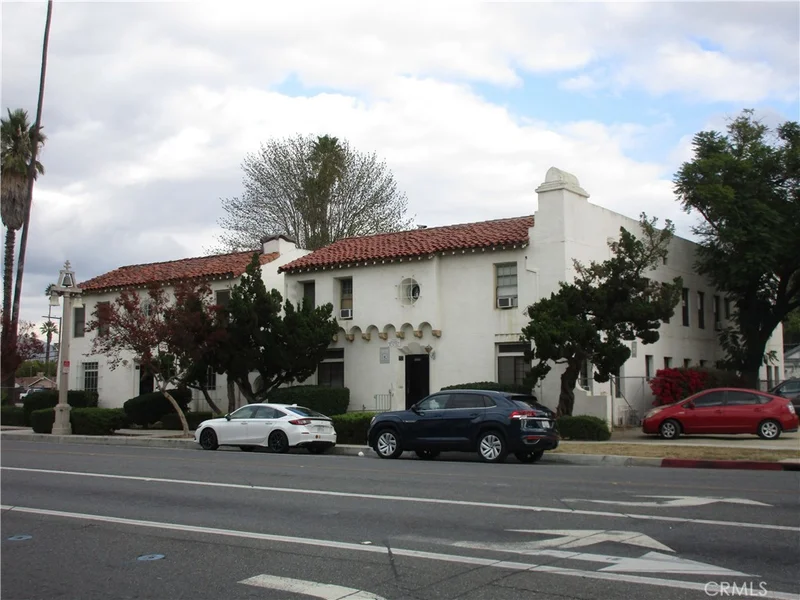 3260 MAIN