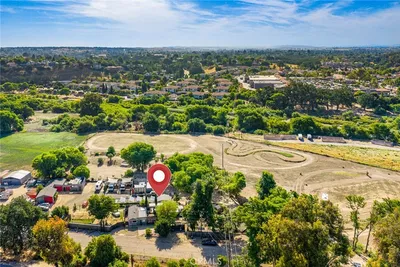 390 Paso Robles
