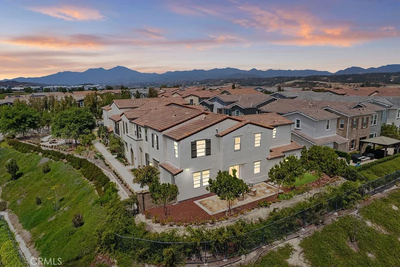 10 Jaripol, Rancho Mission Viejo, CA 92694