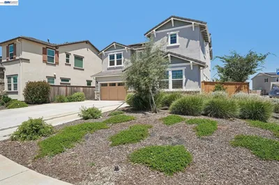 4013 Mirecourt cir
