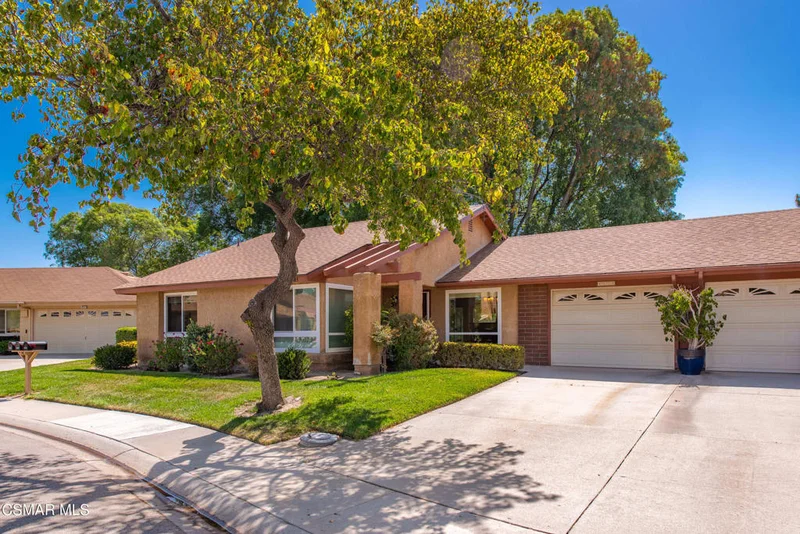 4121 Village 4, Camarillo, CA 93012