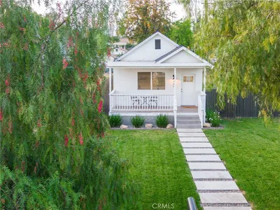 423 E Stuart