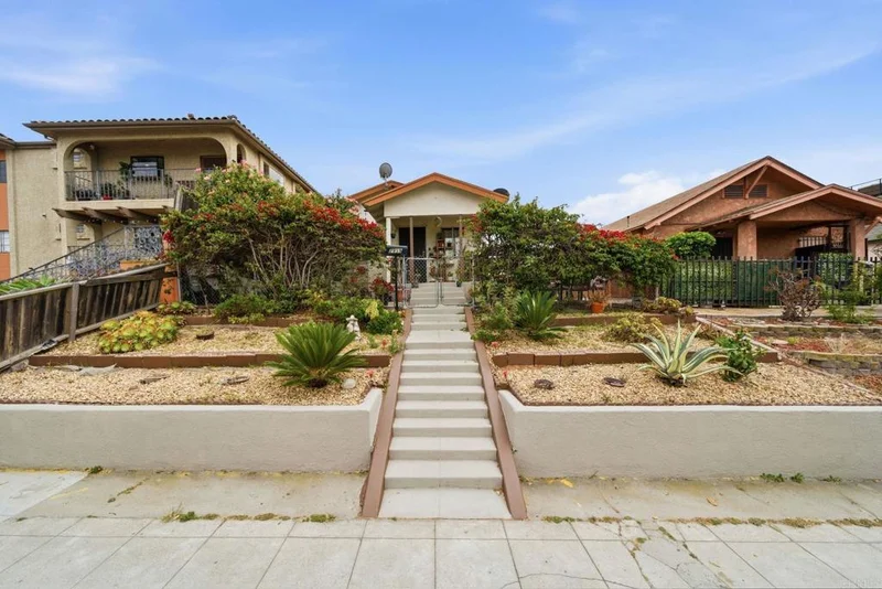 2959 B Street, San Diego, CA 92102
