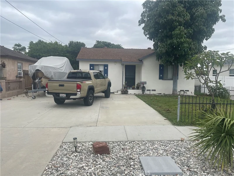 5542 Bishop, Cypress, CA 90630