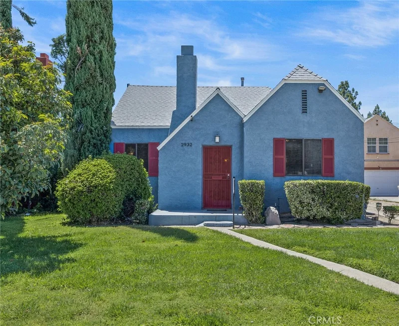 2932 Genevieve, San Bernardino, CA 92405