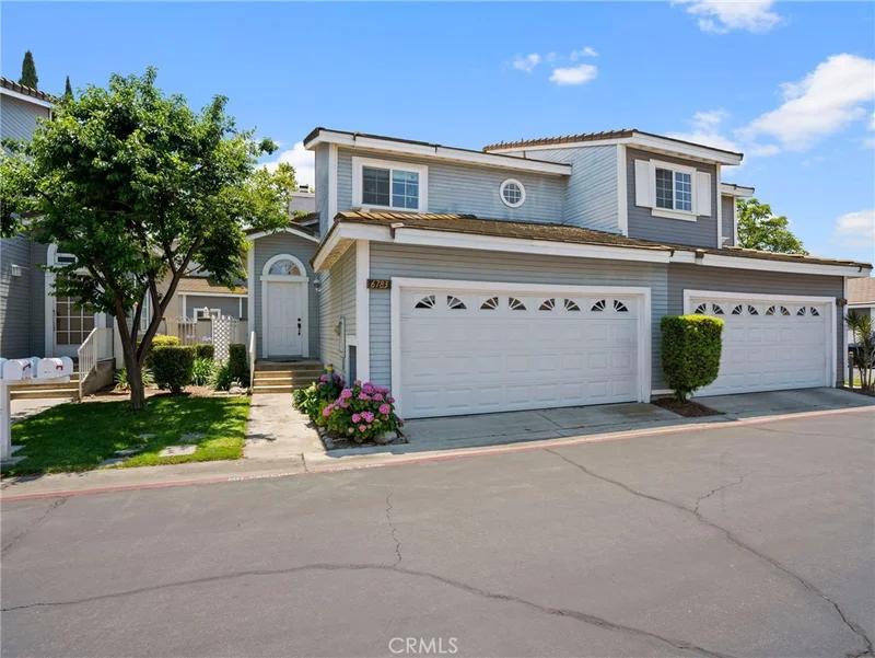 6783 Bradford Court photo 2