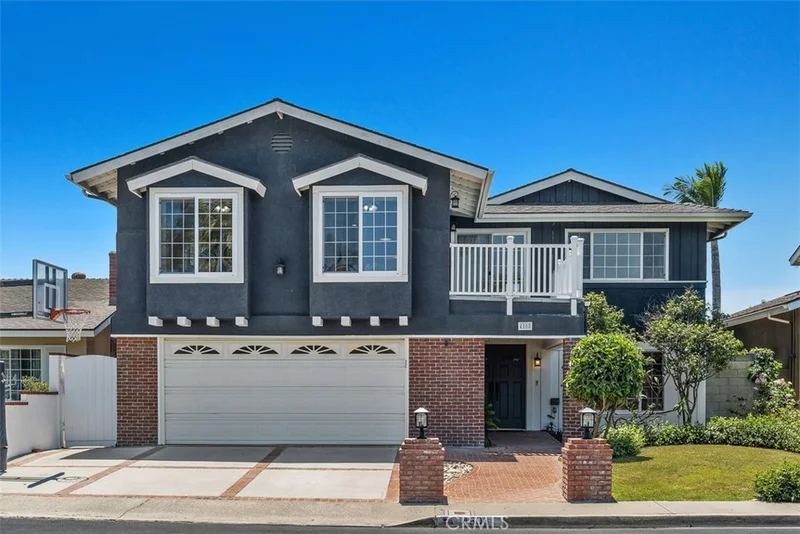 4508 Guava, Seal Beach, CA 90740
