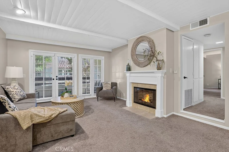 21372 Brookhurst 226 photo 2