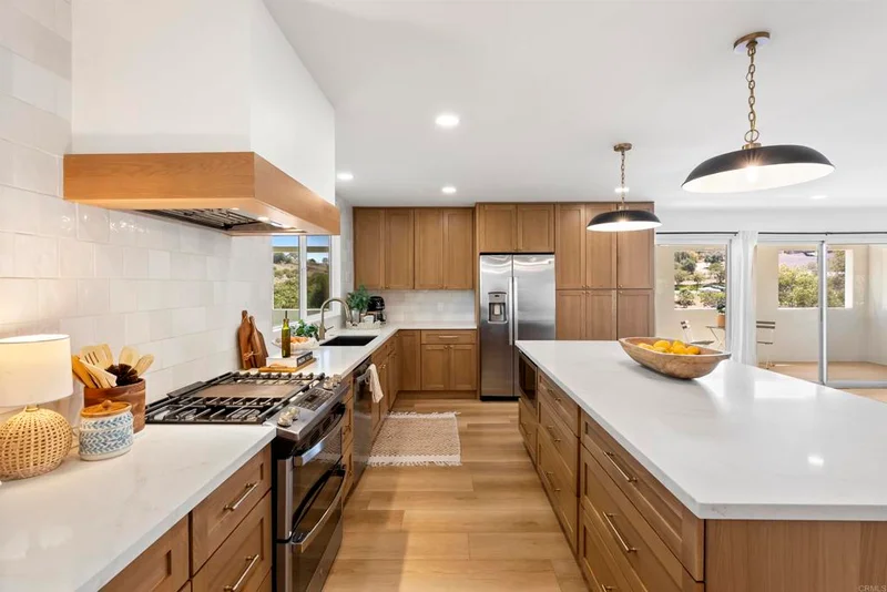1140 Evergreen Lane, Vista, CA 92084