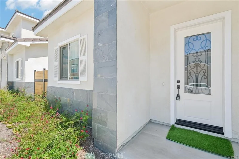 10349 Mapledale Street photo 2
