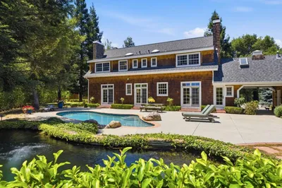 7 San Clemente Drive