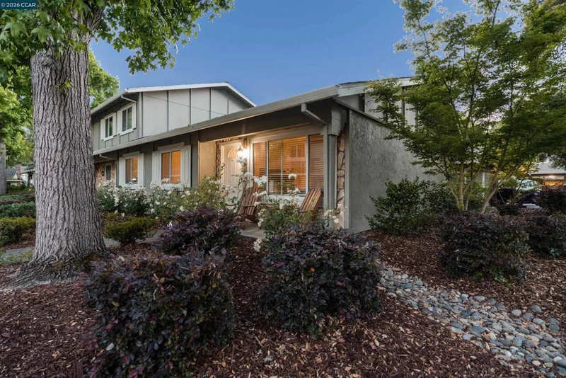 2717 Fountainhead Dr.
