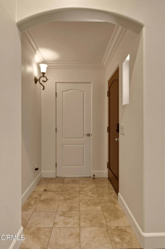 Interior 2