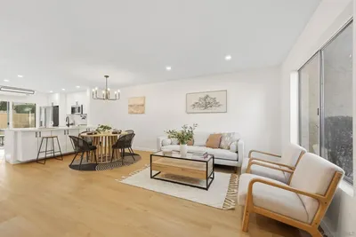 458 Ridgeway