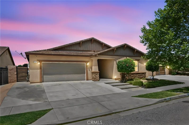 4317 Hernandez, Jurupa Valley, CA 92509