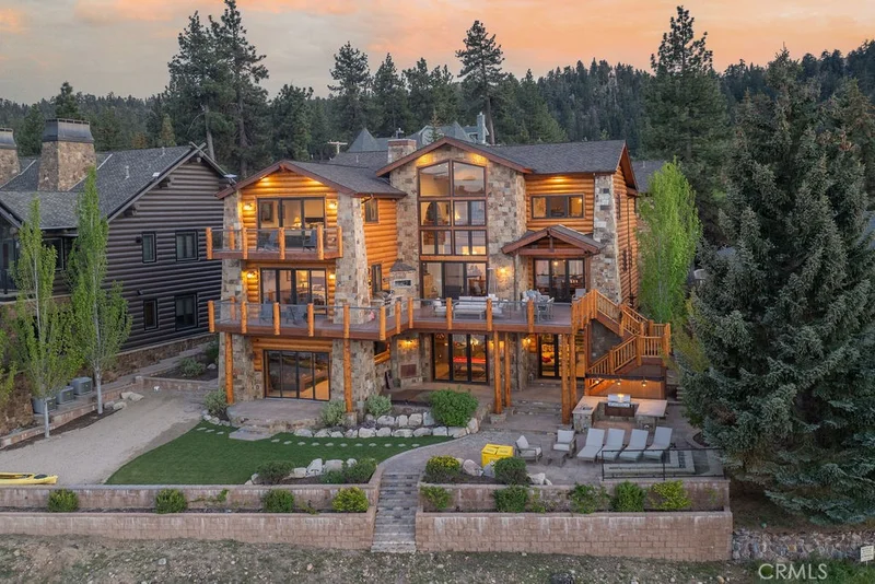 659 Cove Drive
