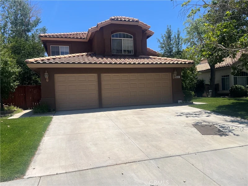 2800 W Pondera, Lancaster, CA 93536